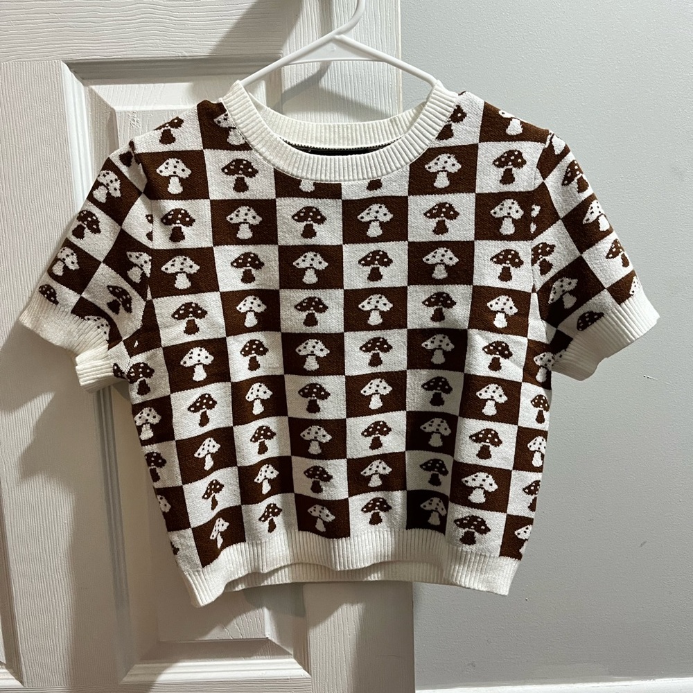 Short Sleeve Mushroom Sweater